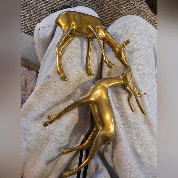 vintage brass deer figurine - Picture 2 of 3